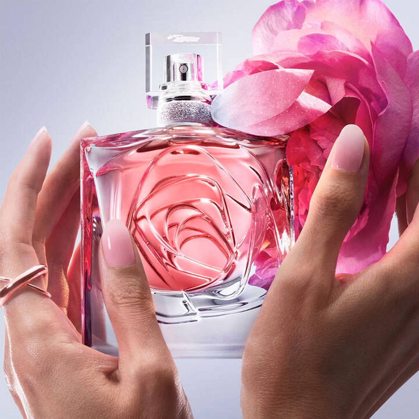 3614274104370_la-vie-est-belle-rose-extraordinaire_100ml_alt4
